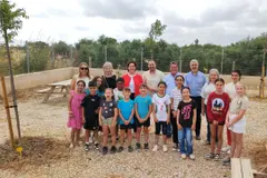 Inauguración del proyecto 'Sombras Autóctonas' en el colegio La Aljorra por la Fundación SABIC