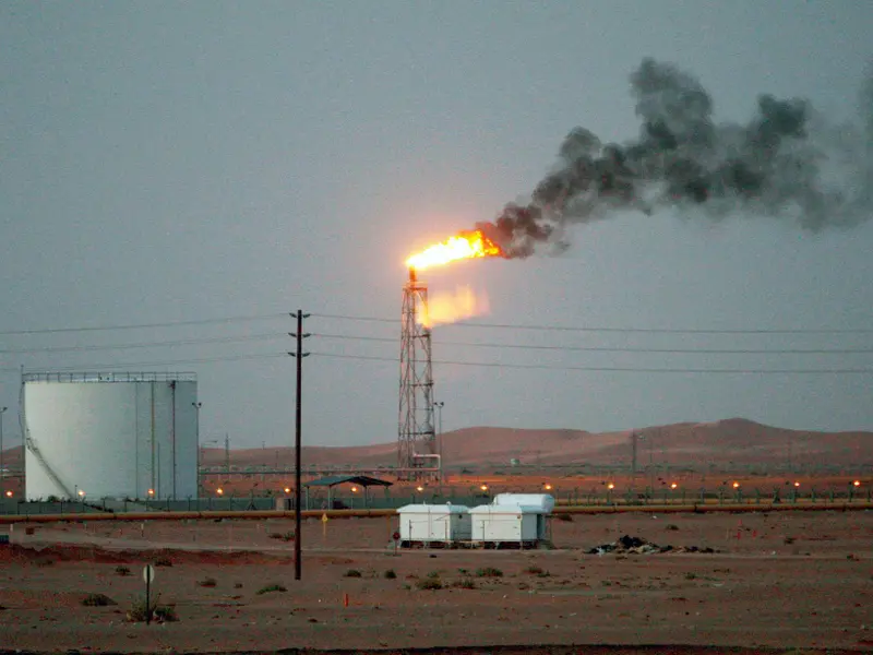 Las empresas con alta emisión de CO2 superan en valor bursátil a las bajas en carbono