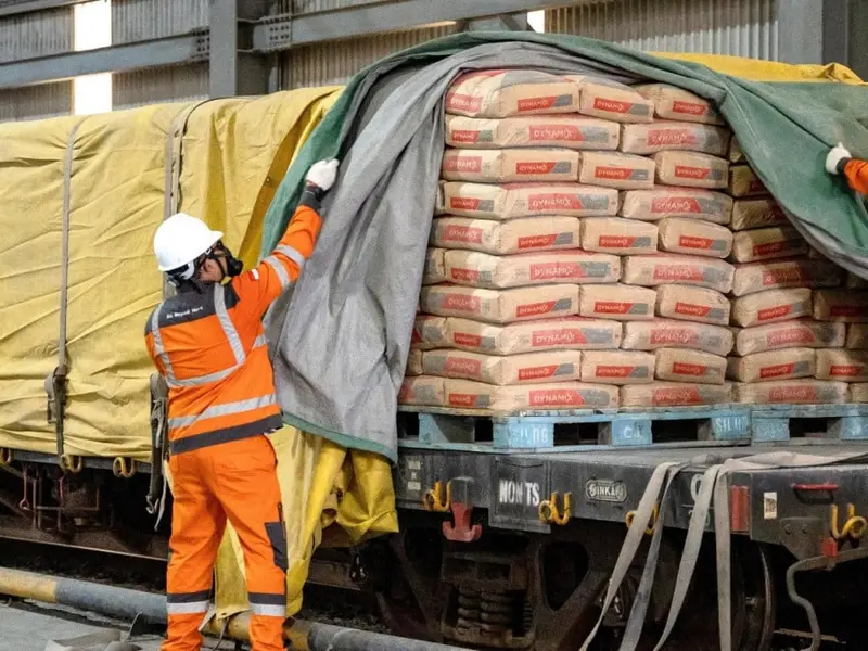 Cinco fábricas de SIG reciben la etiqueta verde en Indonesia por su cemento sostenible