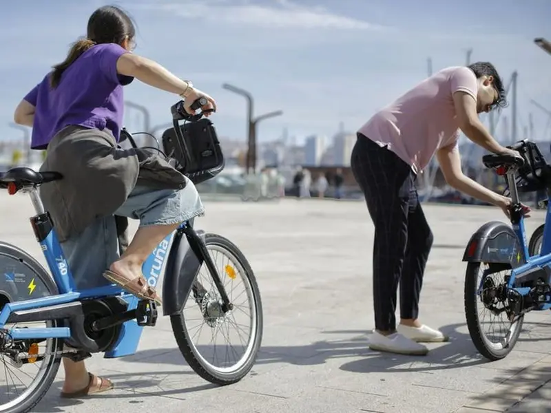 El PSOE propone conectar Oleiros con BiciCoruña en 2027