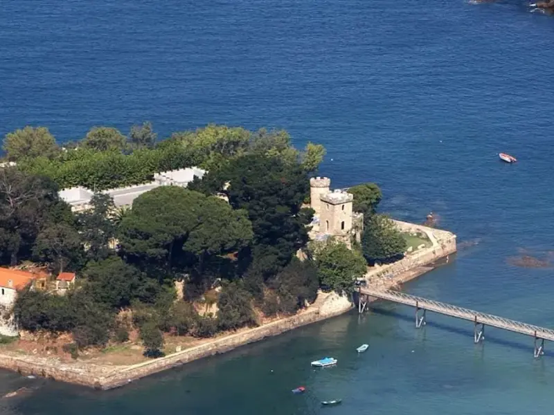 Oleiros, reconocido como «la Marbella del norte» por su oferta costera y calidad de vida