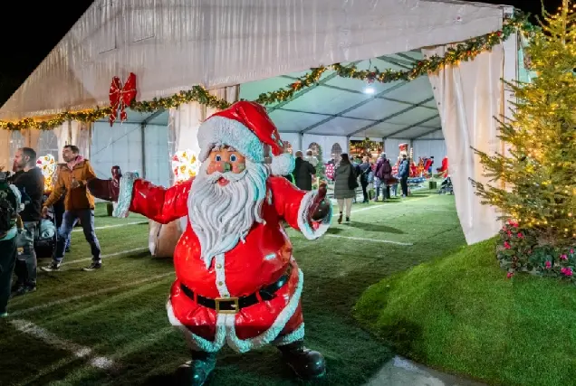 Los talleres de Navidad se trasladan al Centro Cívico de Santa Cruz en Oleiros