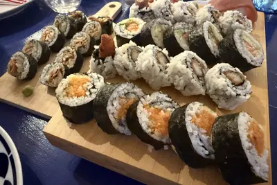 Pakita en Bastiagueiro: el nuevo sushi de Sarah Stothart con enfoque local