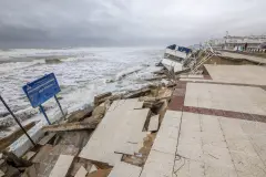 El cambio climático y acciones humanas intensifican la erosión costera en España