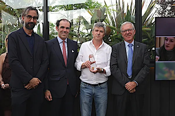 Premios Creadores de Futuro reconocen la trayectoria de la revista Energías Renovables