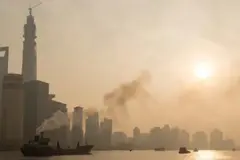 Reducción de contaminación en China acelera el calentamiento global en el Ártico