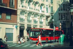 Madrid ofrece subvenciones de hasta 12.000 euros para retirar autobuses contaminantes