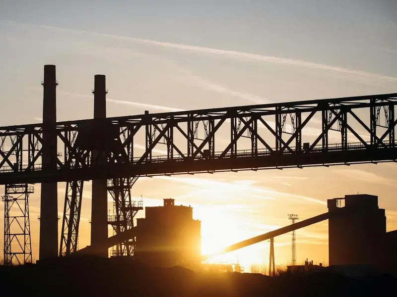 España amplía ayudas por el CO2 a la industria tras aprobación de Bruselas