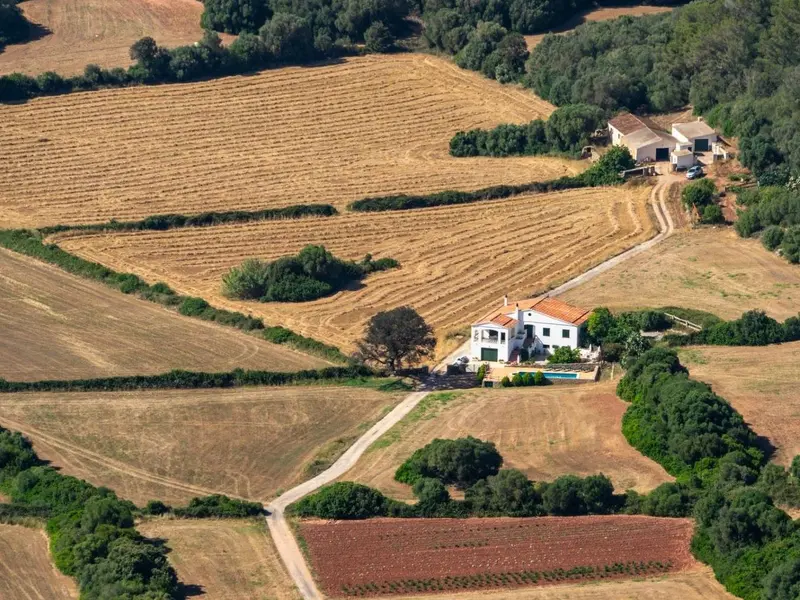 Polémica en Mallorca por parques solares en suelo agrícola pese a moratoria