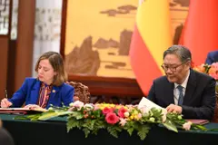 España y China firman acuerdos para impulsar la inversión sostenible y comercio bilateral