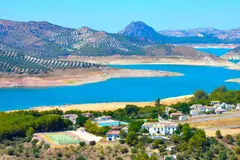 El embalse de Iznájar alcanza casi el 90% de su capacidad tras años de sequía