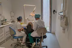 Programa 'Sorrir' mejora la atención bucodental en residencias de Oleiros