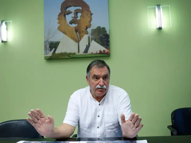 Ángel García Seoane comparte su relación con Fidel Castro y Manuel Fraga