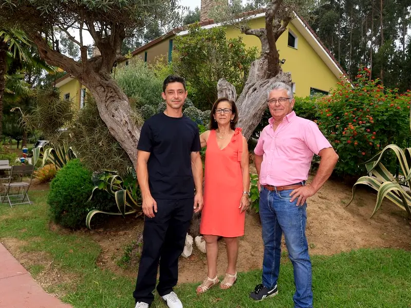 Inaugura en Oleiros un nuevo hostal tras reconvertir una antigua residencia