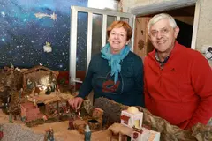 Matrimonio de Oleiros exhibe un belén al aire libre de 12 metros cuadrados