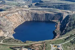Manifestación contra vertidos mineros en el Estuario del Guadalquivir
