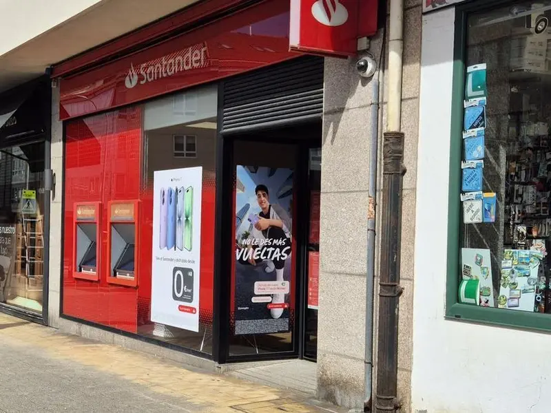 El Banco Santander cerrará su oficina en Santa Cruz, afectando a miles de vecinos