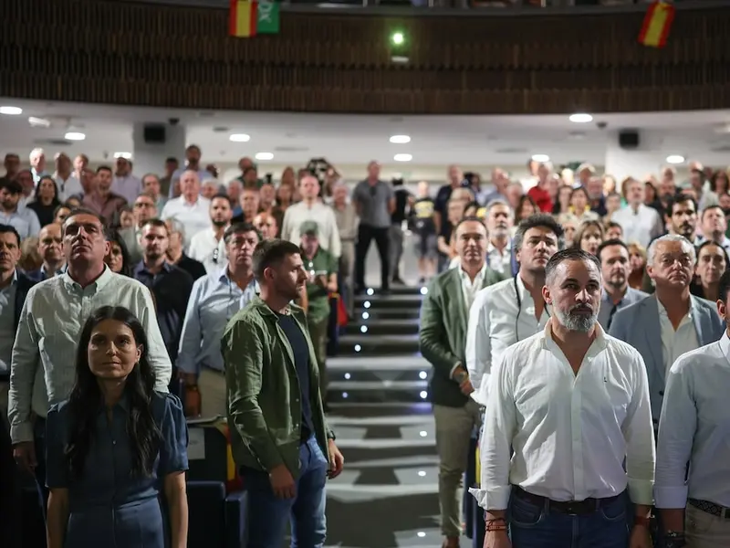 Vox propone derogar la ley de cambio climático y otras normas en su Programa de Desregulación