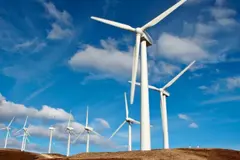 Proponen impuesto eléctrico en la UE, eólica advierte sobre el riesgo de frenar inversiones