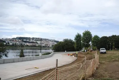 El paseo de la ría de O Burgo abrirá definitivamente este fin de semana