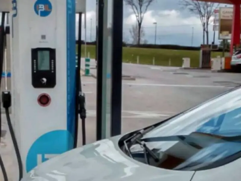 Retos de la red de recarga para coches eléctricos en España