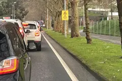 Accidente de tráfico deja a motorista herido en Oleiros