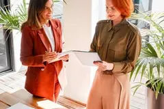 La moda sostenible: responsabilidad financiera y desafíos emergentes