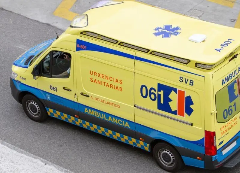 Accidente en Oleiros deja a un motorista herido
