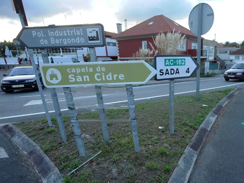 La Xunta licita un plan de 3,5 millones para mejorar carreteras en Oleiros y otras localidades