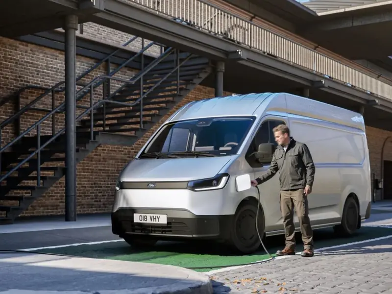 Ford lanza la furgoneta eléctrica Transit City para el reparto urbano