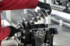 Transformación de los motores térmicos: hibridación y combustibles renovables serán clave
