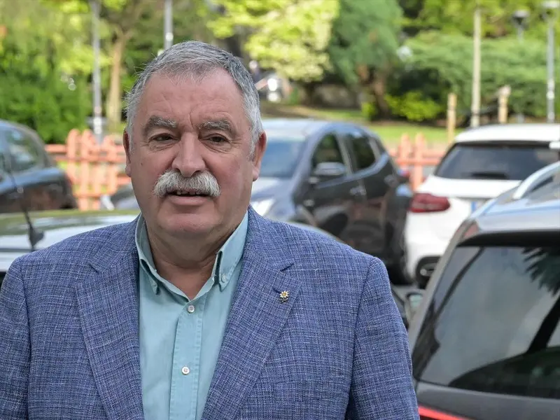 El alcalde de Oleiros, Ángel García Seoane, amenaza a la Policía tras incidente con grúa