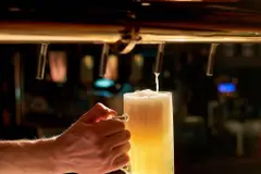 El cambio climático compromete la producción de cerveza en España