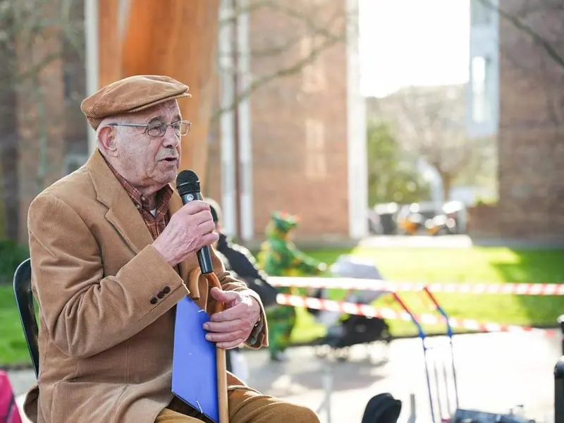 Mera rinde homenaje a Paco Mivida, figura del Entroido y la cultura popular