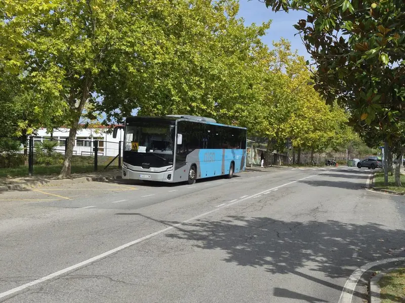 Oleiros reclama un servicio de transporte público digno para estudiantes
