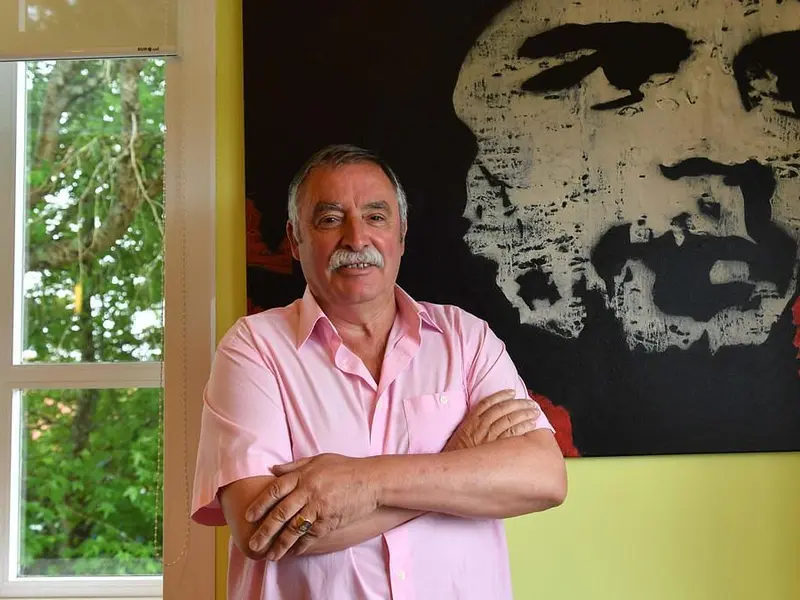 Ángel García Seoane defiende a Cuba y critica la política de EE.UU.