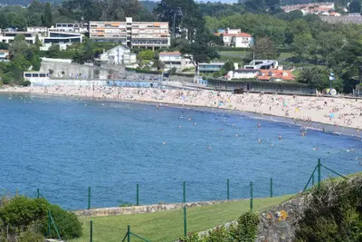 Oleiros se prepara para la temporada de playas con nuevos contratos y servicios