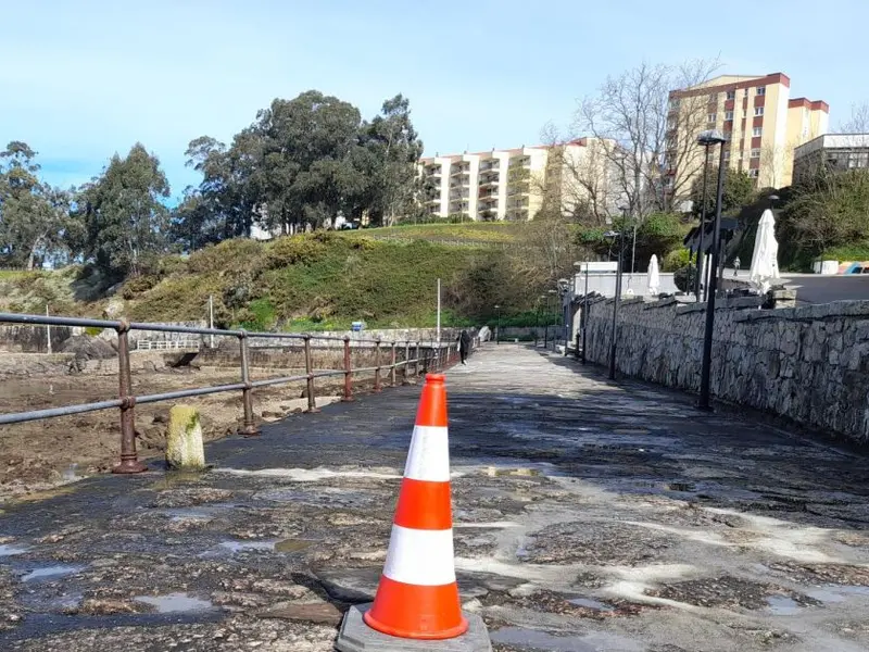 Preocupaciones por el estado del paseo marítimo de Santa Cruz tras nuevos daños
