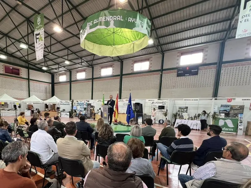 La Feria del Olivar y Aceite Ecológico de Almendral promueve la sostenibilidad rural