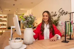 Ocho Store trae moda y decoración a Santa Cristina, Oleiros