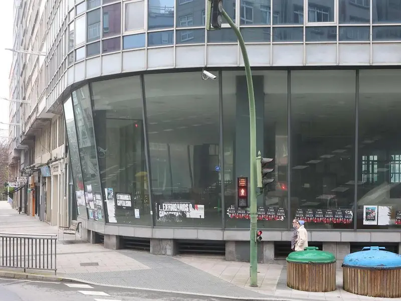 Una multinacional de Oleiros adquiere el 75% del edificio Citroën en A Coruña