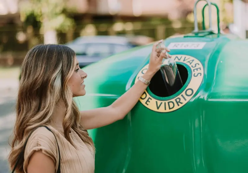 España supera el 72% de reciclaje de envases de vidrio en 2025, según Ecovidrio