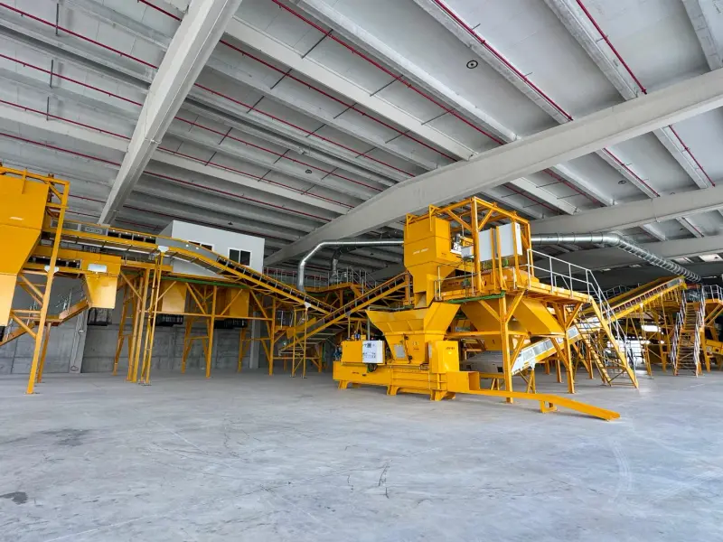 Inaugurada la mayor planta de reciclaje de España en Guadassuar, Valencia