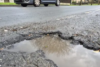 Oleiros denuncia el peligro en carreteras por abandono de la Xunta