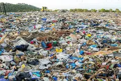 Ibiza busca soluciones urgentes para su colapso de residuos inspirándose en Cerdeña