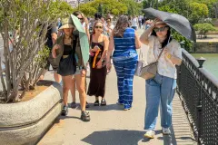 España afronta su primera ola de calor del verano, con máximas de hasta 43 grados