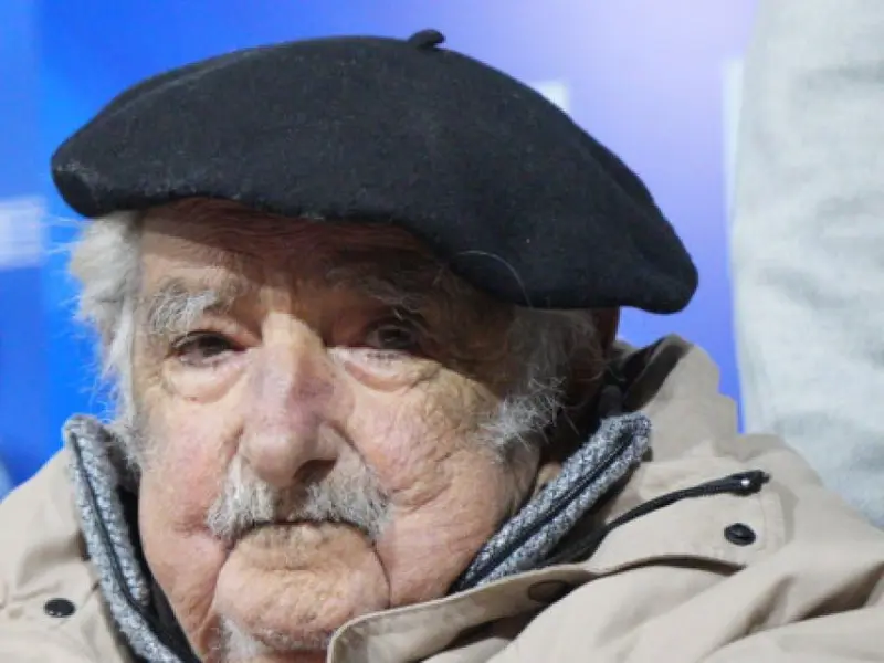 Oleiros honrará a José Mujica con un tramo del paseo marítimo