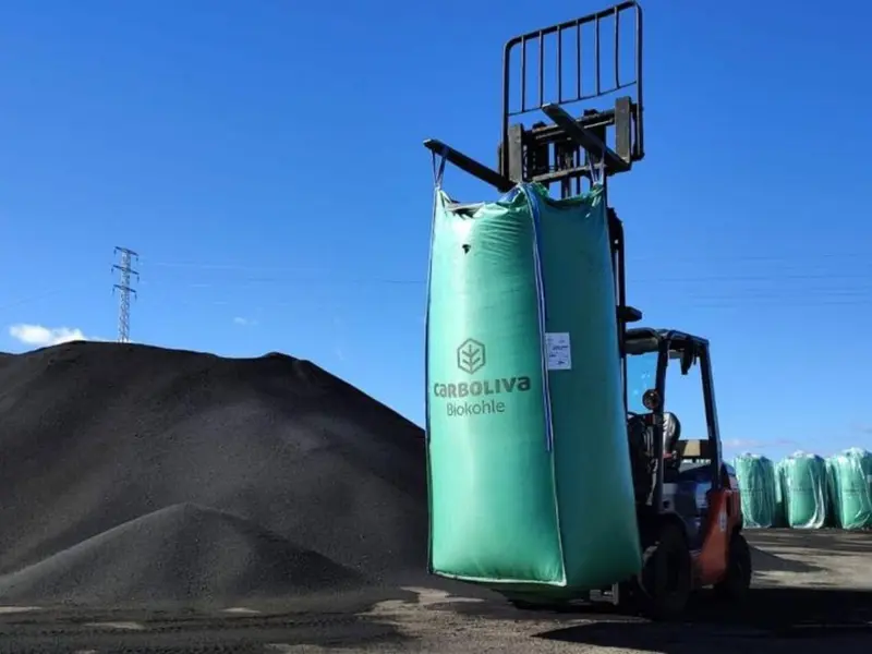 Barcelona utilizará biochar de huesos de aceituna para asfaltar calles y reducir emisiones